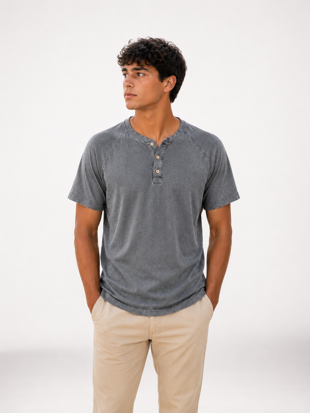 Camiseta Henley de estilo marinero