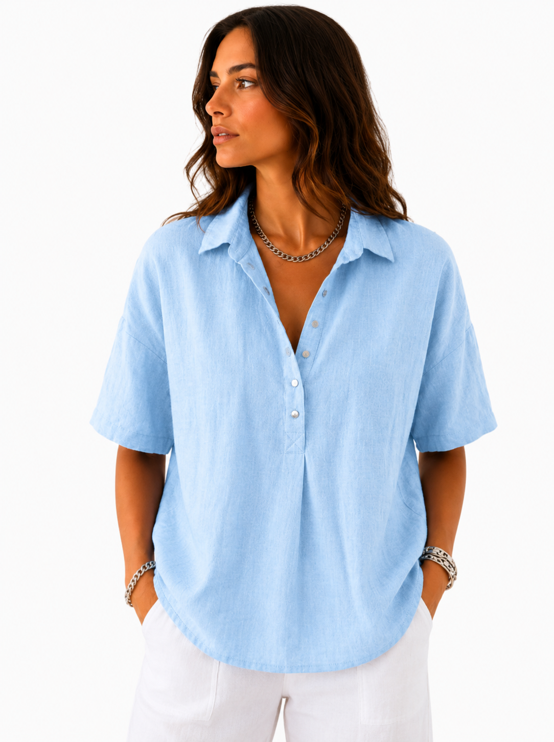 Blusa con cuello y detalle de botones